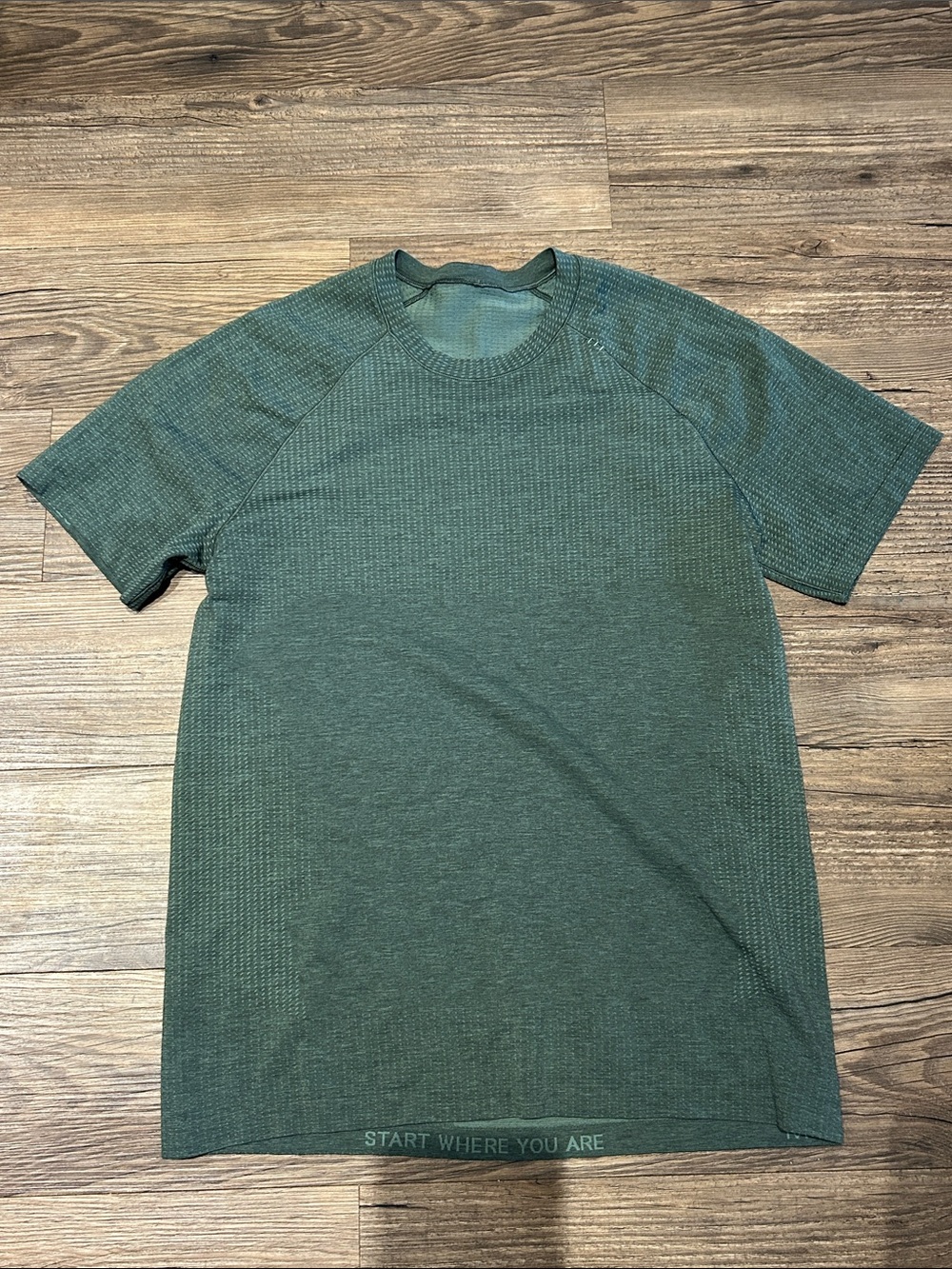 NWOT Luluemon Men’s Green Metal Vent